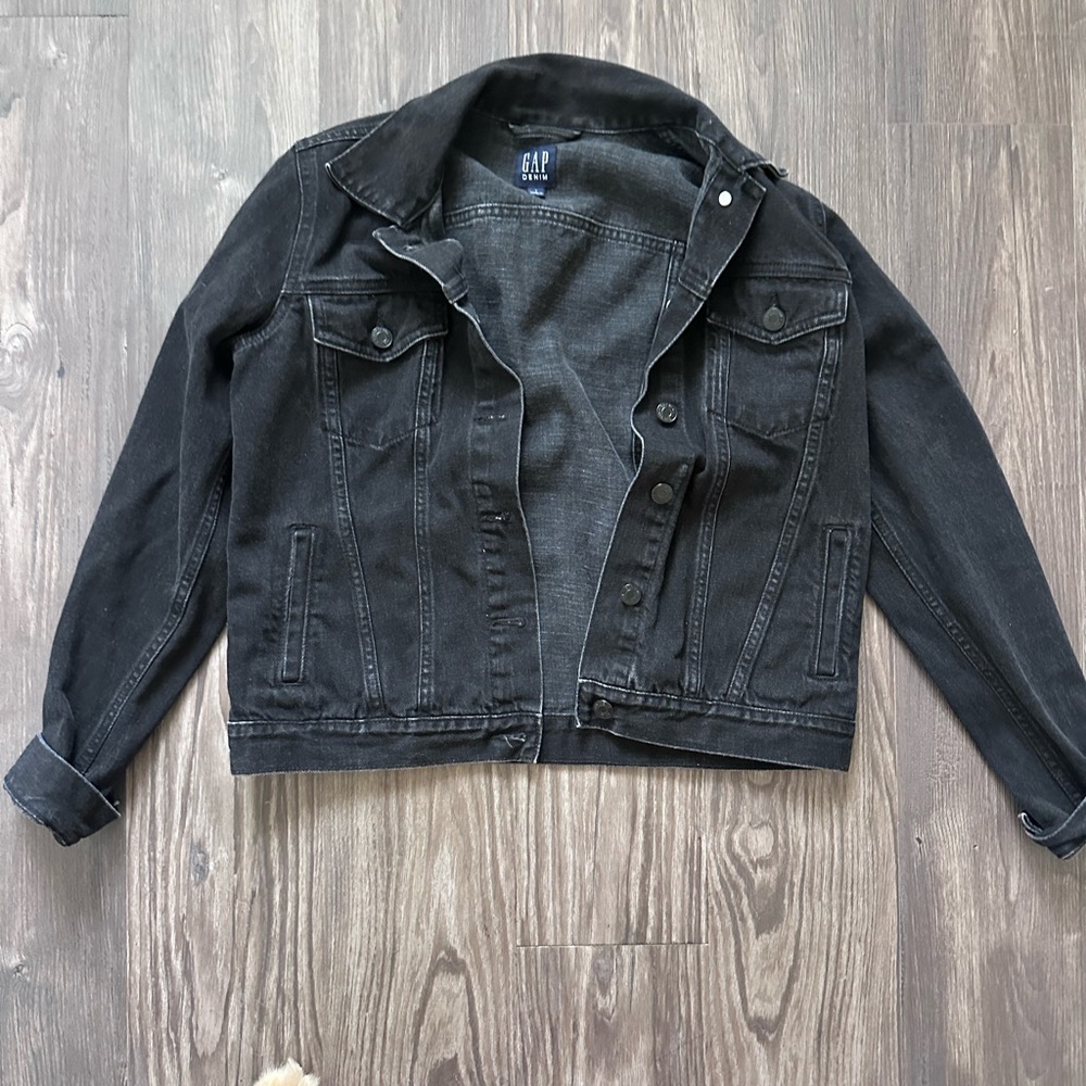 GAP Women's Black Denim Jacket